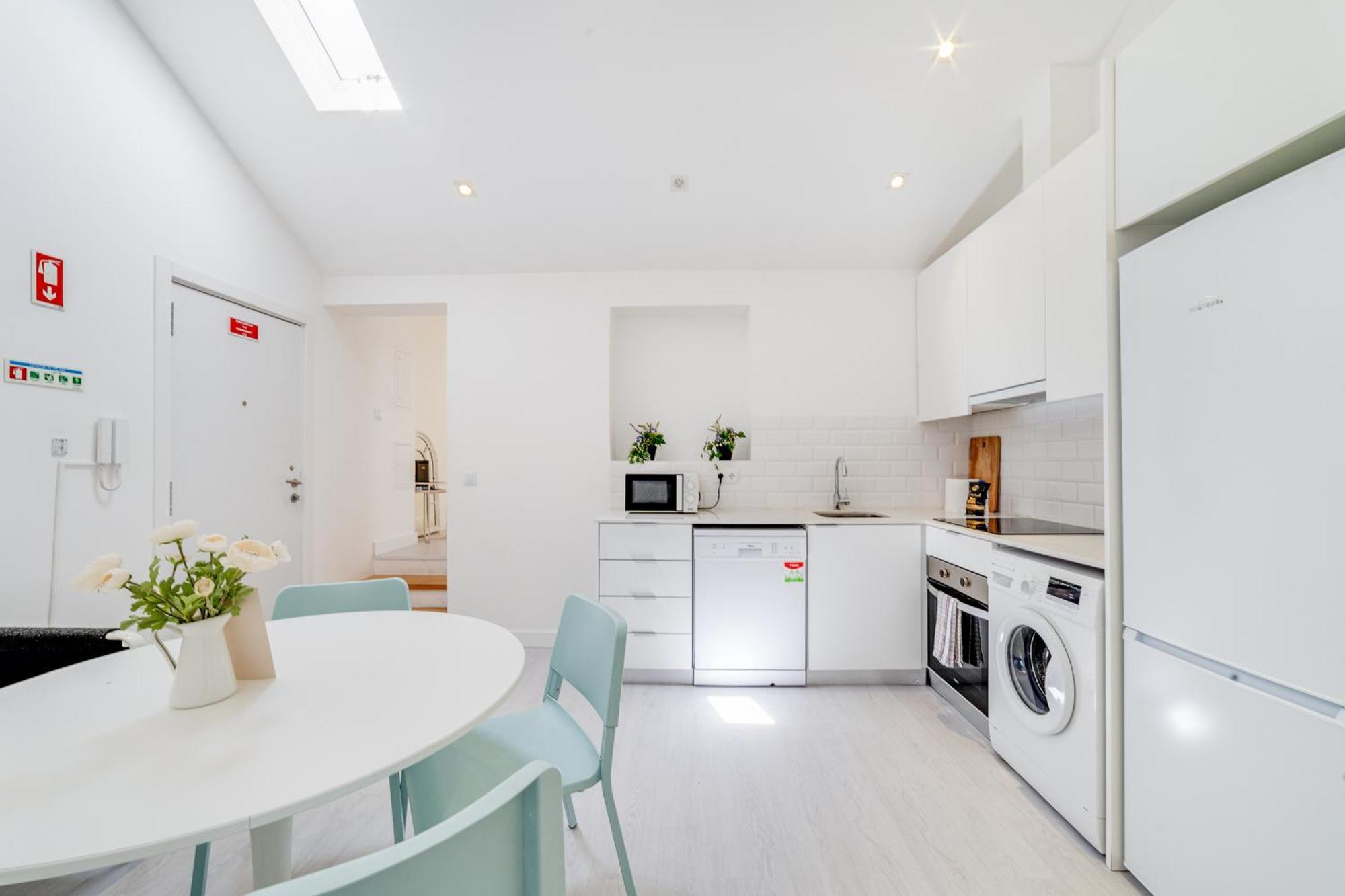 Alcantara Charm 3Br Apartments Lisbon Exterior photo